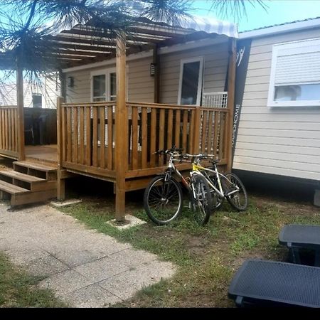 Camping Des Dunes De Contis Mobilhome 3Ch, Saint-Julien-en-Born Exteriör bild